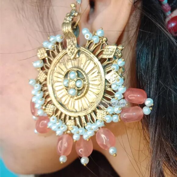 Handmade Golden Dangle Earrings: Pearl & Pink Bead Bohemian Jewelry - Picture 2 of 8